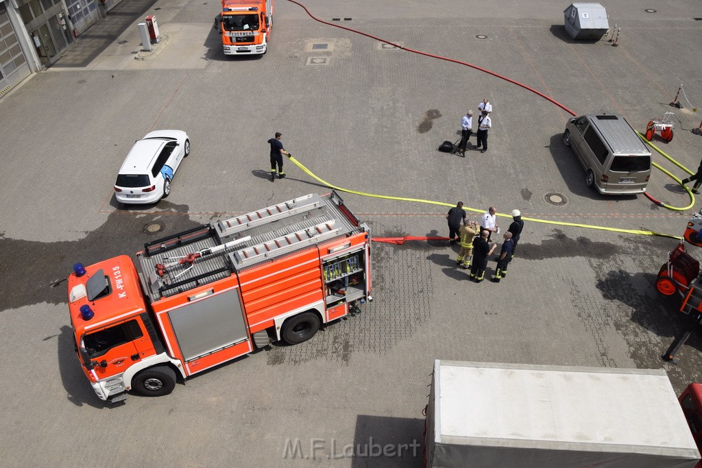 Feuer 2 Koeln Weidenpesch Scheibenstr Feuerwache 5 P36.JPG - Miklos Laubert